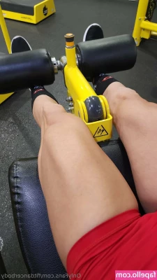 fitdancerbody - Making love to myself on live is my favorite pastime 🖤😏