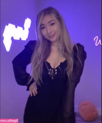 xChocobars - You are ever so horny your dick hurts?