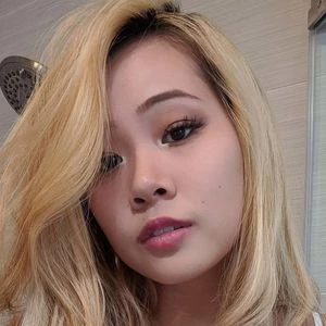 julianna-guill