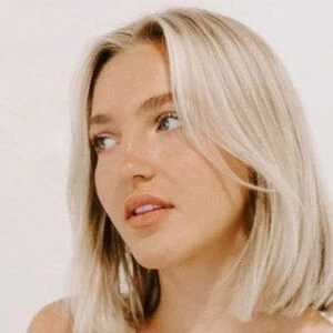 Nicole Louise Manning