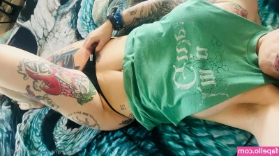 fightingfit13 - Would you let me do this on your lap? 🥺