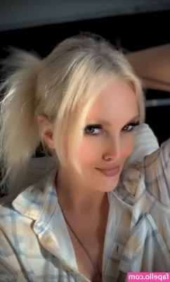 daisy_hotwife [ daisy-hotwife ] - Onlyfans has been taking down some videos recently (sorry, so