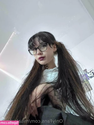 misakivirgin - I like my hair pulled