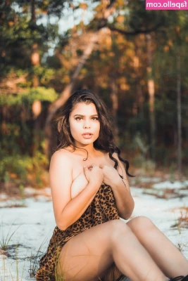 ninaxcarolina - Let me see them tips babes