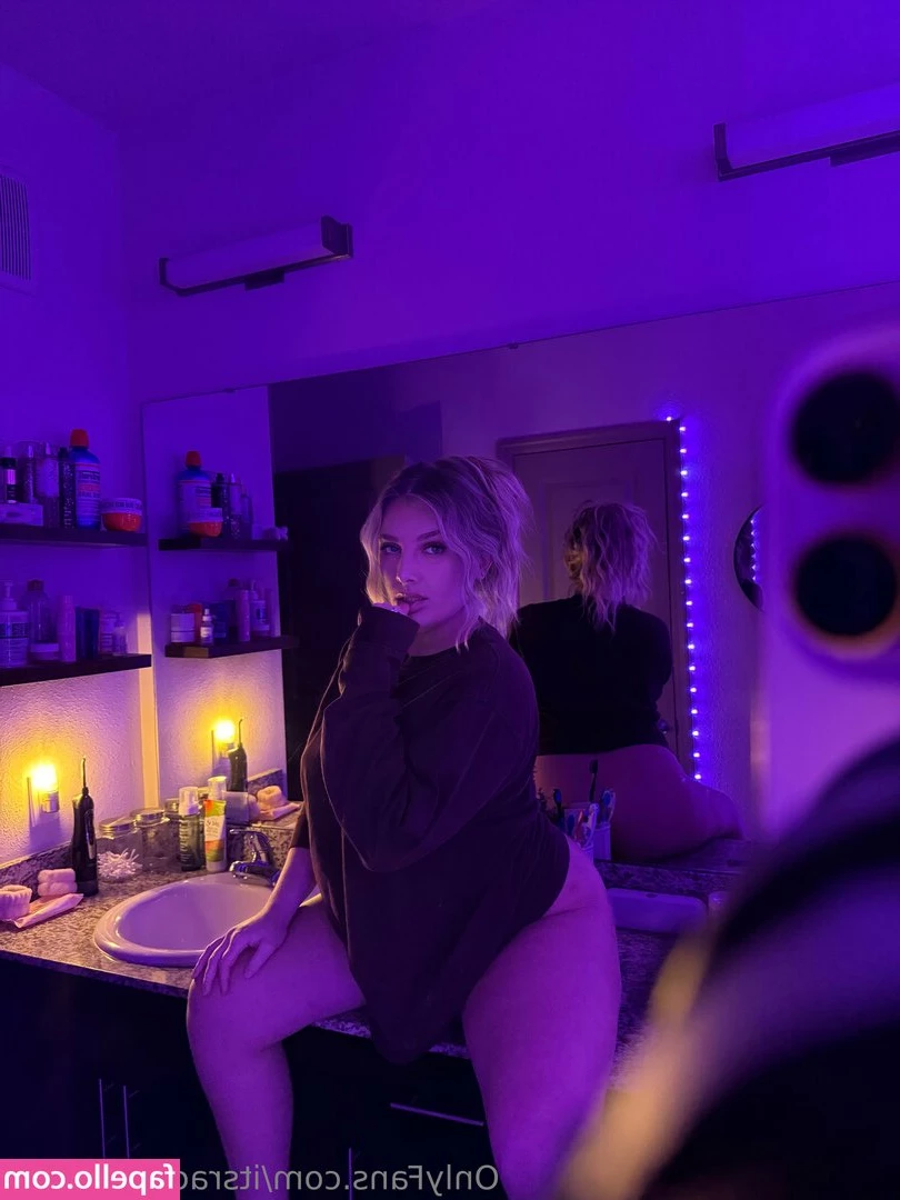 itsrachelannexo - Smooth pussy for you to lick 👅