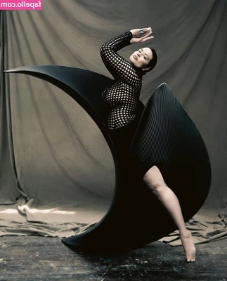 Ashley Graham [ ashley-graham ] - Buenas nochesss