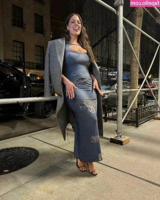 Ashley Graham [ ashley-graham ] - i’ll be live soon!! let’s see if we can pin the tail on me