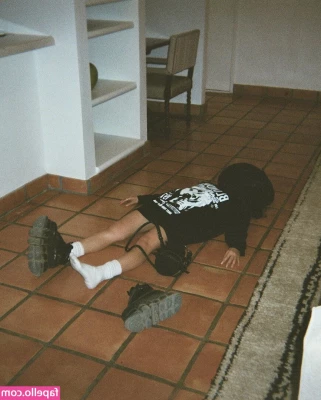 Bella Poarch [ bella-poarch-2 ] - ugh it would be great if I could stop getting sick lol. sorry guys my
