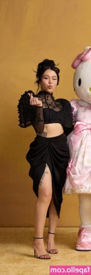 Bella Poarch [ bella-poarch-2 ] - Get a free 5pixxx bundle today! Buy the half price video and il send