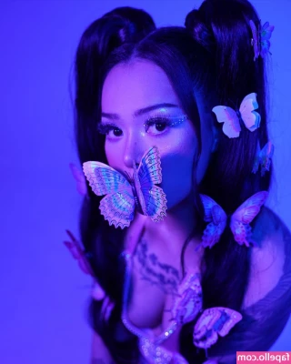 Bella Poarch [ bella-poarch-2 ] - 💦😈🔥bby come and play with me video call 35$ tip 💦😈🔥