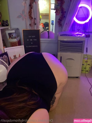 str4yfromdapath - Better smash that heart button