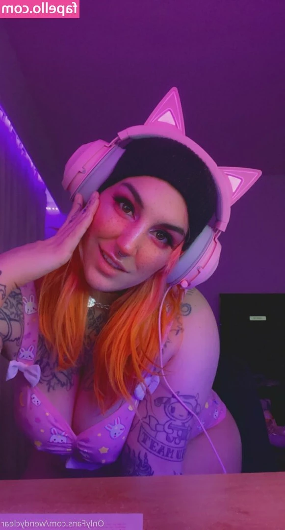 wendyclear - i m back  and   I m back hornier than ever