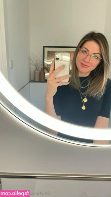 julesstory - Come cuddle !!