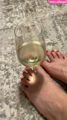 julesstory - Freaky Friday.... Have you ever wondered how good my wrinkles look in