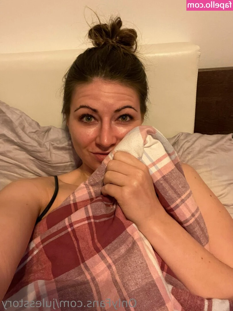 julesstory - I’m very sorry for the lack of videos recently, I am finally moving