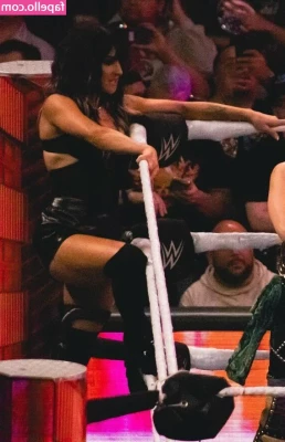 Dakota Kai [ dakota-kai ] - 👅 lick it plzzz