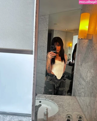 Dakota Kai [ dakota-kai ] - I just want to stay in bed and fuck all day long