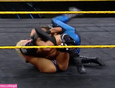 Dakota Kai [ dakota-kai ] - Sometimes I like being pretty in purple