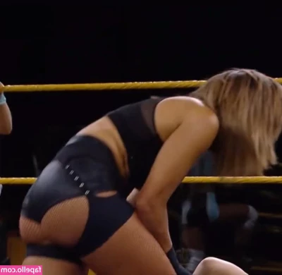 Dakota Kai [ dakota-kai ] - Te quieres sentar acá
