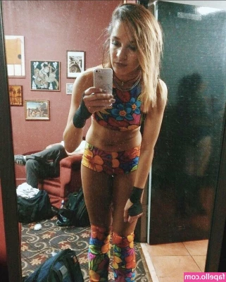 Dakota Kai [ dakota-kai ] - Do you wanna a ride