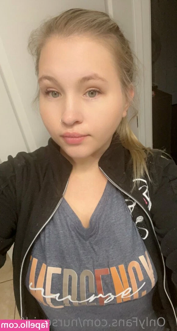 nursegirlfree - when she s so pretty and pink  all you can do is just smile  amp 