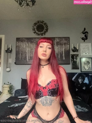 alanajaerose - I found a place for your cum 😈💦  Cum on over to @gfe-michelle