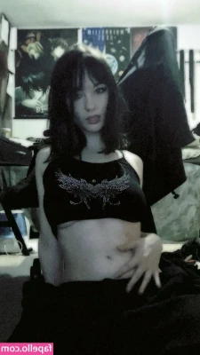 Derangedollie - See you guys Thursday   badbadbreezybri
