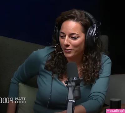 Sona Movsesian [ sona-movsesian ] - DO YOU FIT IN BETWEEN HERE