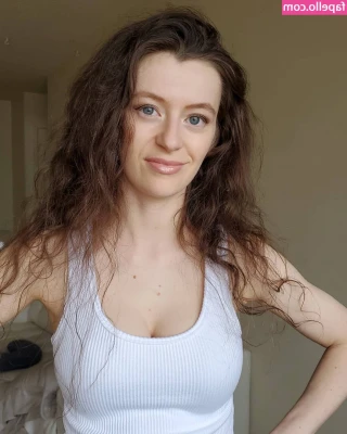 VioletFoxy - Worship these sexy feet on a Filthy Friday!