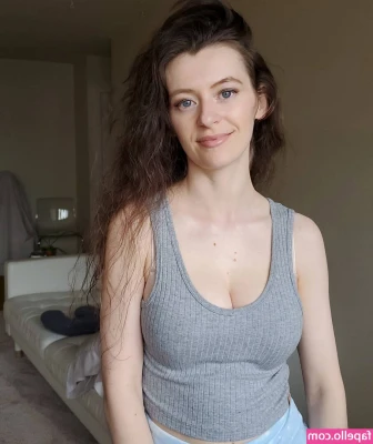 VioletFoxy - You love me spread, don’t you 😏
