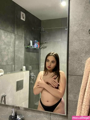 little_margo [ little-margo ] - Sexy toes