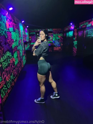 gymfitdemi - JUST IMAGINE IM ON TOP