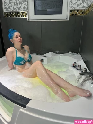 BloodyNyuu - You ll do anything for My sweet wrinkly soles