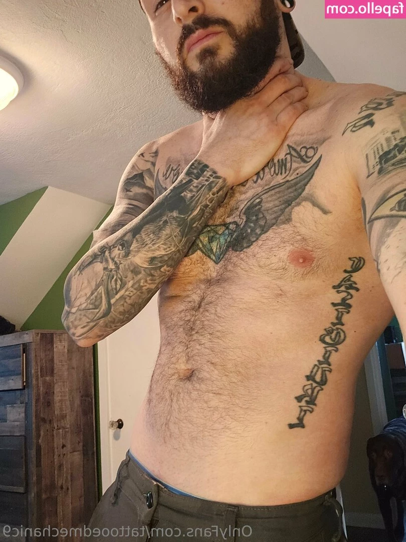 tattooedmechanic9 - Have this picture to start your #TittyTuesday off right🖤