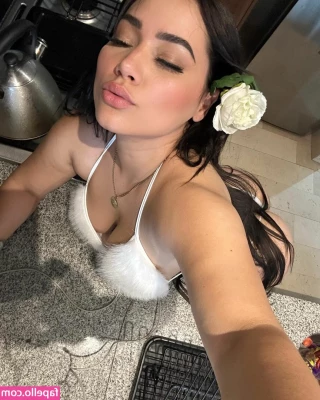 Carolina - Just your nerd next door