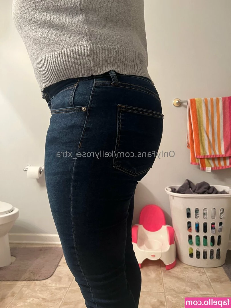 kellyrose_xtra [ kellyrose-xtra ] - Where‘s my ashtray? ❤️💨