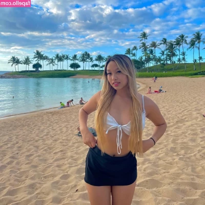 Angelle Dagun [ angelle-dagun ] - Good morning! Here some morning booty pics and a clapping video. The
