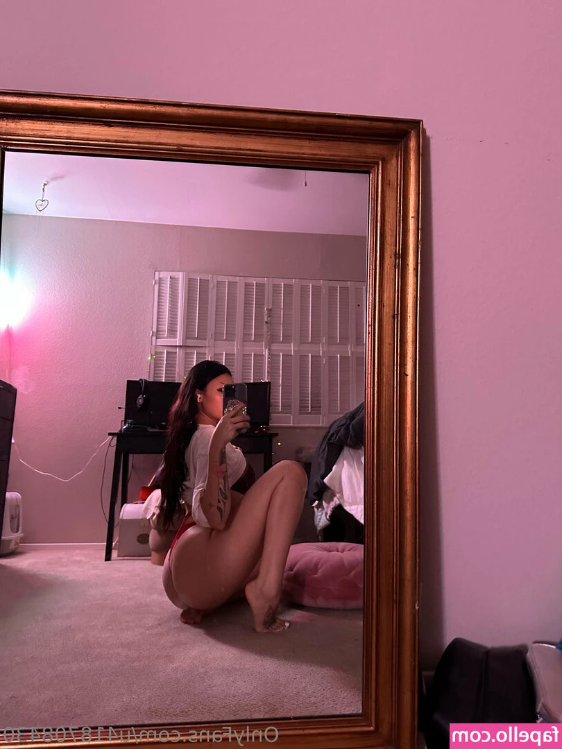 cashley_bb [ cashley-bb ] - A throwback to lil 18 year old rose  being tied for the first time
