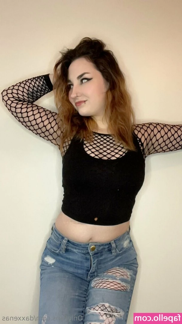 daxxenas - Thicker than a snicker