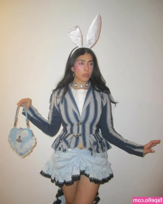 Pom Pom Squad [ pom-pom-squad ] - care to join me?
