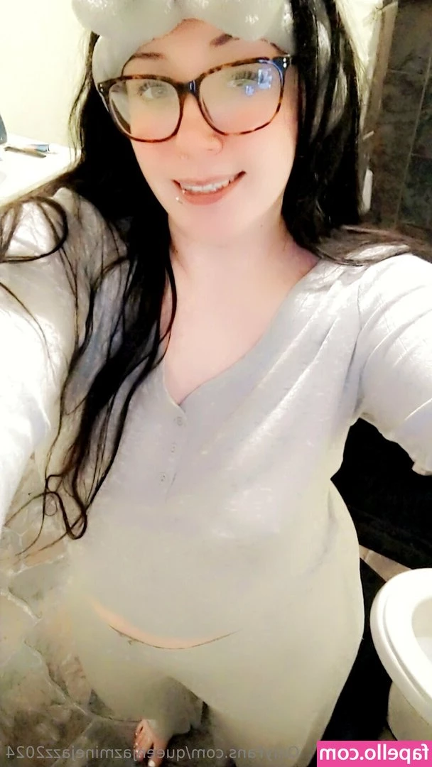 queenjazminejazz2024 - Natural and hot milk   Do you want some