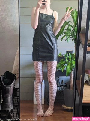 sasha_watsoni [ sasha-watsoni ] - I want you to leave me like this