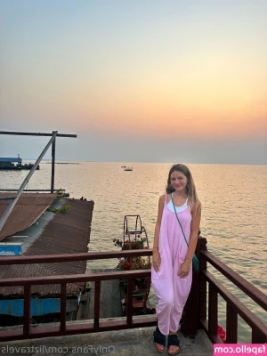 Liztravels [ liztravels-1 ] - Can you give it to me hard Daddy  I need to feel your   inside my wet