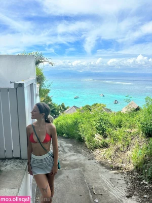 Liztravels [ liztravels-1 ] - youll always think of me when you see the moon 🌙