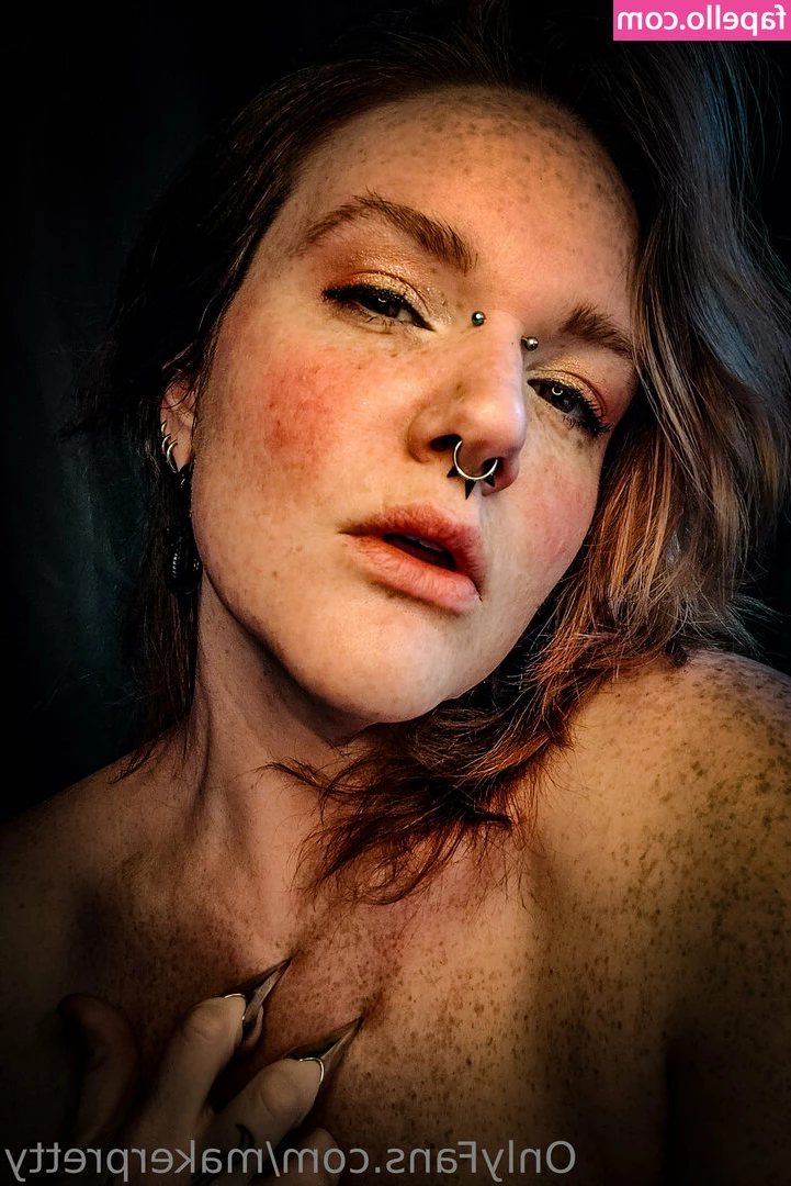 makerpretty - Showing off my curves