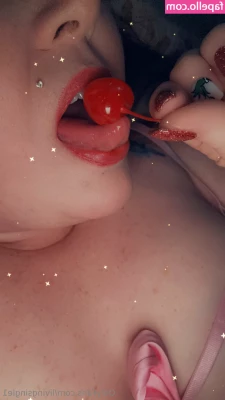 livingsingle1 - Open wide, Im stuffing this in your mouth 😈