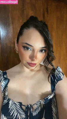 isabella_curvy [ isabella-curvy ] - Watch my tits slowly bounce while you re hand is wrapped around your