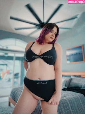 purrfectvixen_xo [ purrfectvixen-xo ] - Happy 4th of July! Get it? Red white and blue?? Cus I have red hair