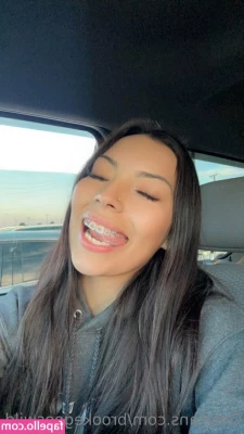 brookegoeswild - Hola buenas noches