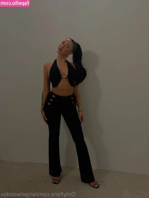 angelwoodsx - taking pics when ur drnk is an extreme sport